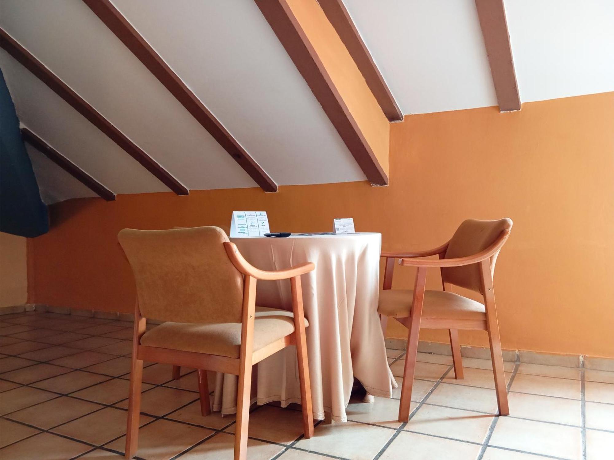 Hotel La Rueda 3000 Мора-де-Руб'єлос Екстер'єр фото