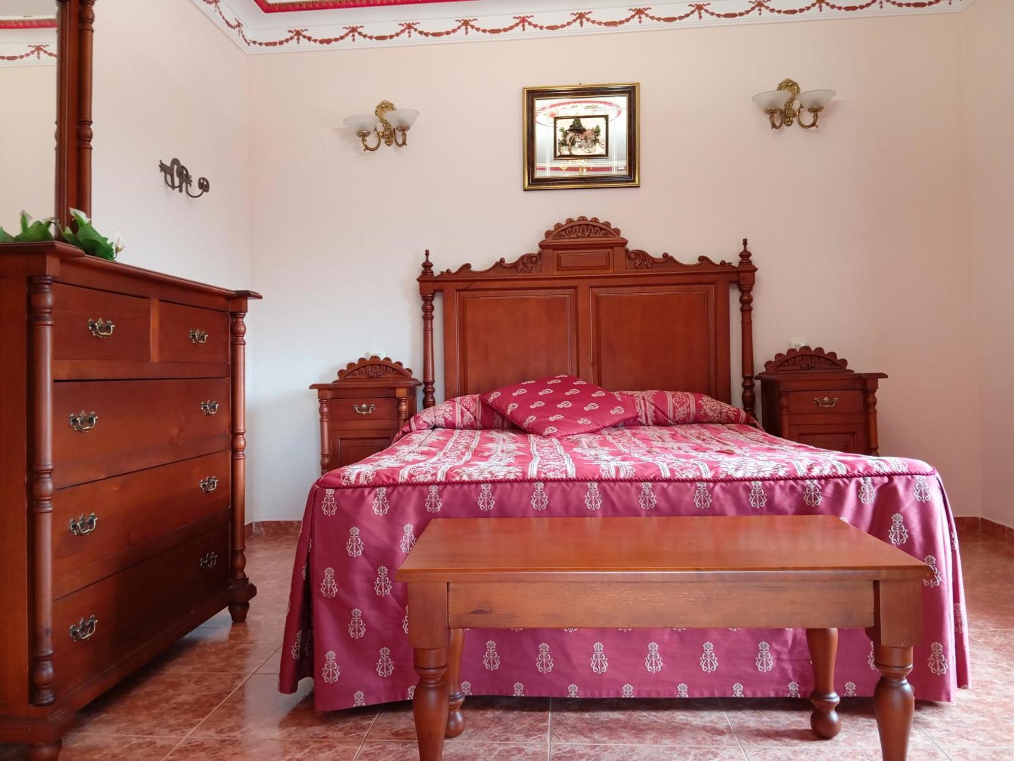 Hotel La Rueda 3000 Мора-де-Руб'єлос Екстер'єр фото