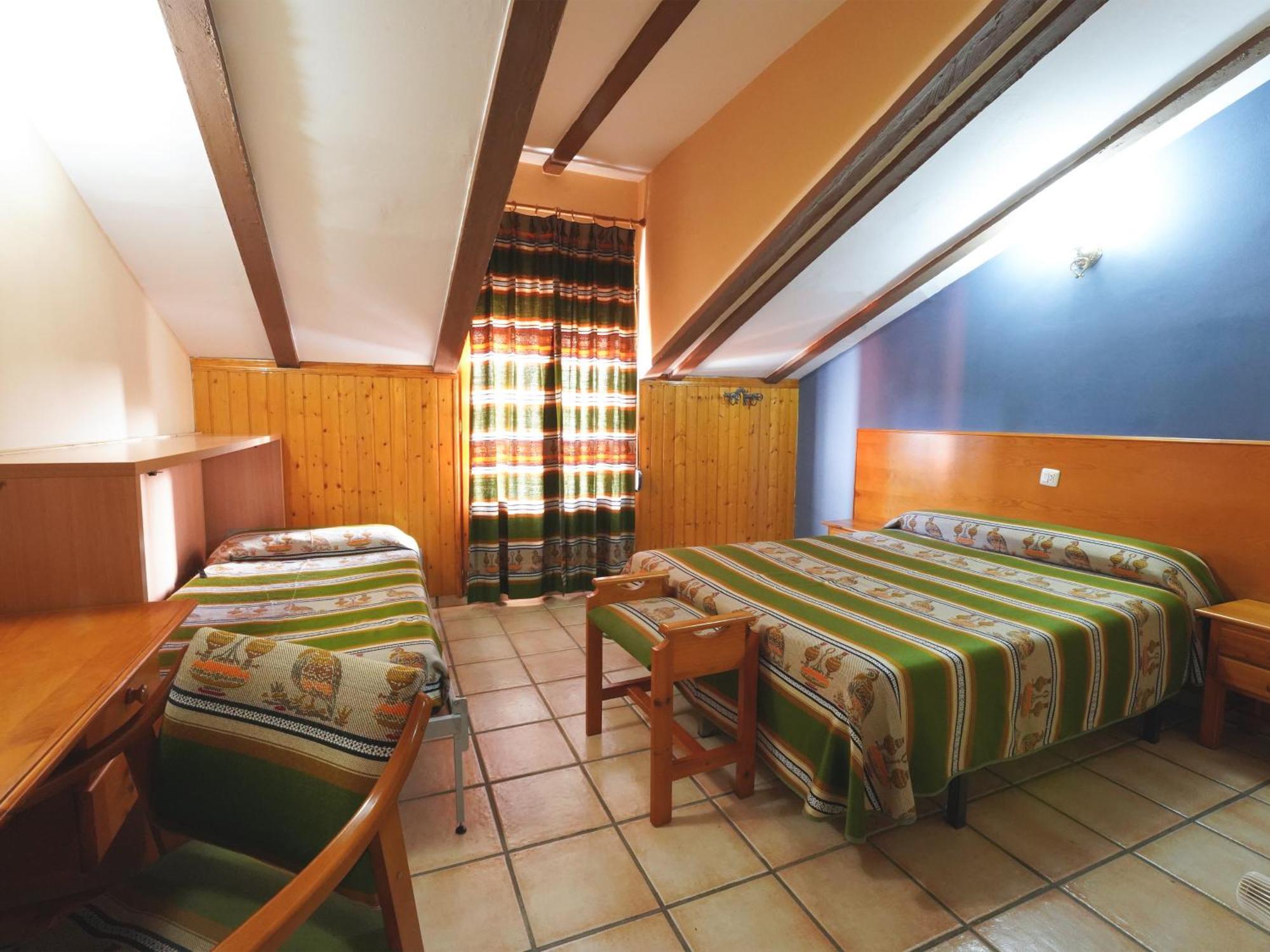 Hotel La Rueda 3000 Мора-де-Руб'єлос Екстер'єр фото