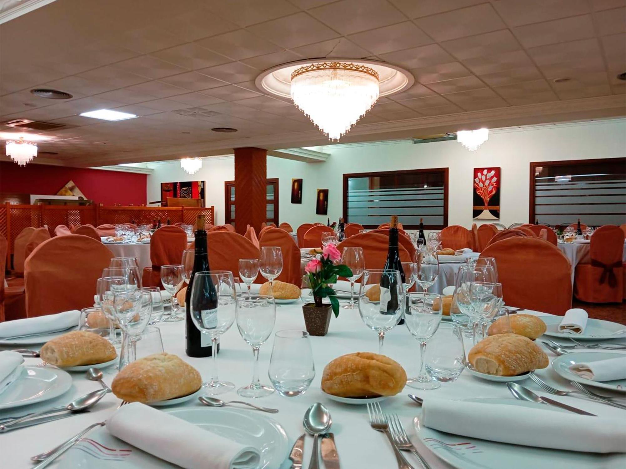 Hotel La Rueda 3000 Мора-де-Руб'єлос Екстер'єр фото