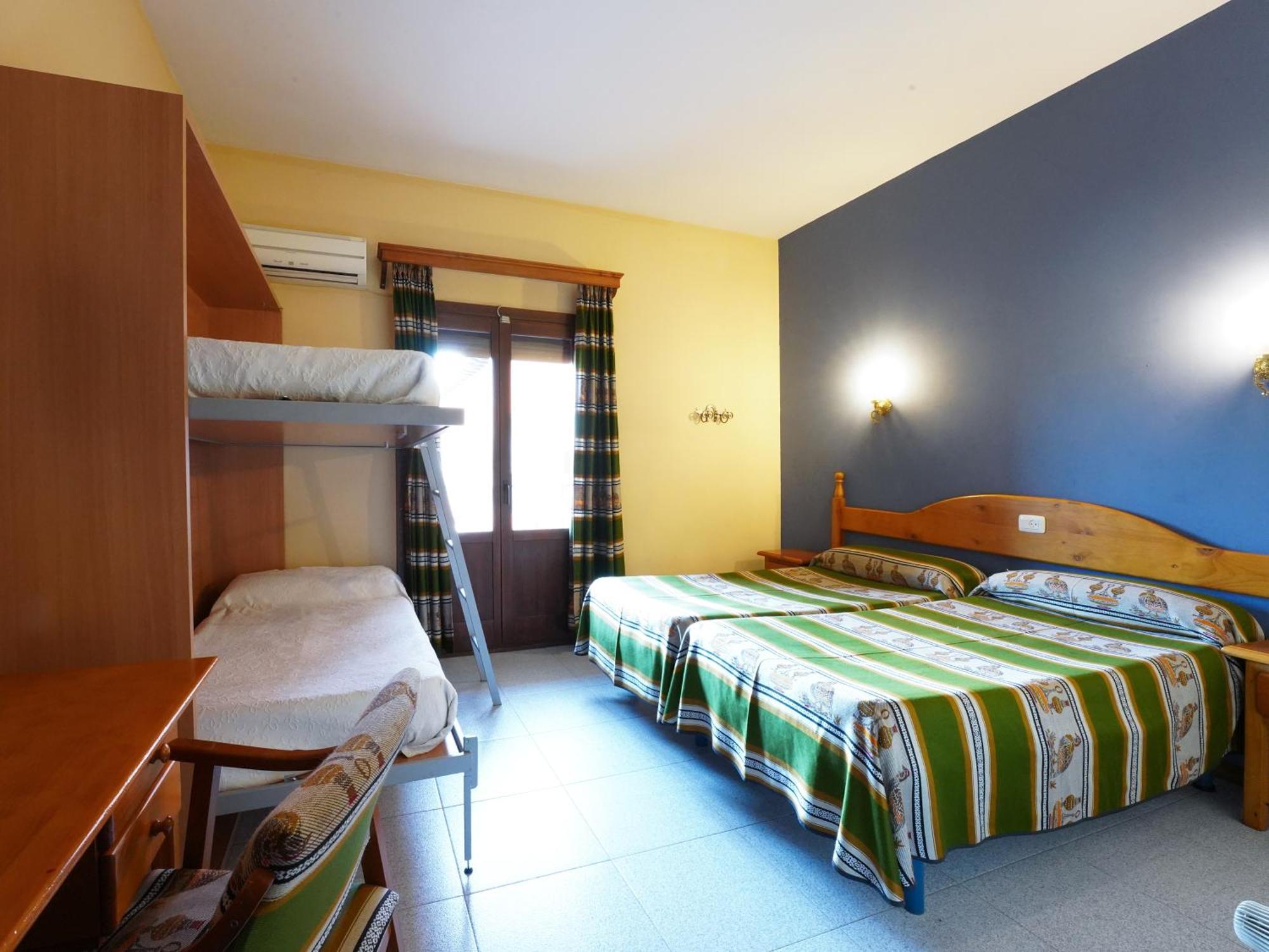 Hotel La Rueda 3000 Мора-де-Руб'єлос Екстер'єр фото
